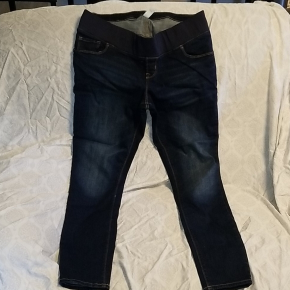 Maternity jeans half. Panel - Picture 1 of 3